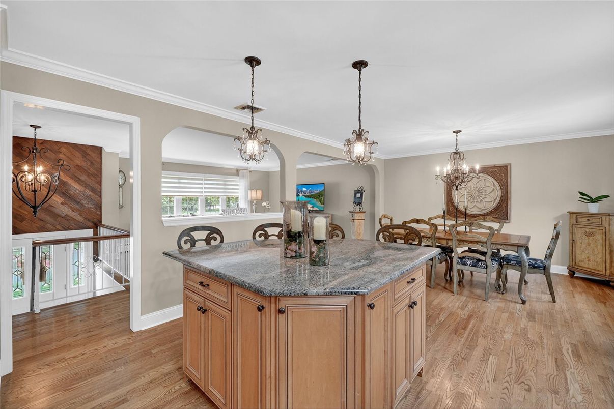 Chandelier, Dining room, Interior, Pendant Lights, Wood Texture Flooring