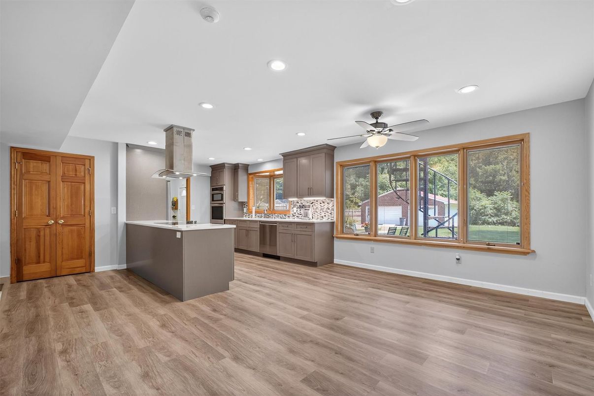 Interior, Kitchen, Recessed Lighting, Wood Texture Flooring