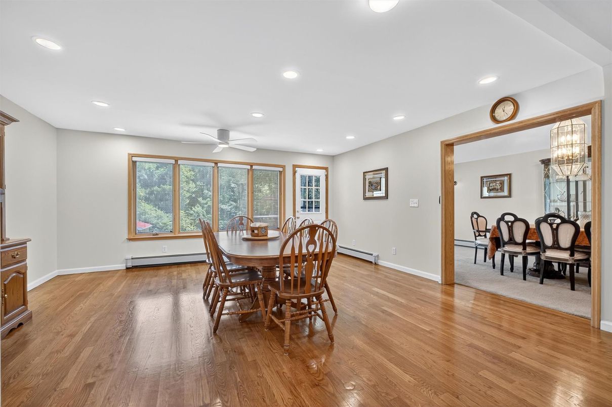 Dining room, Interior, Recessed Lighting, Wood Texture Flooring
