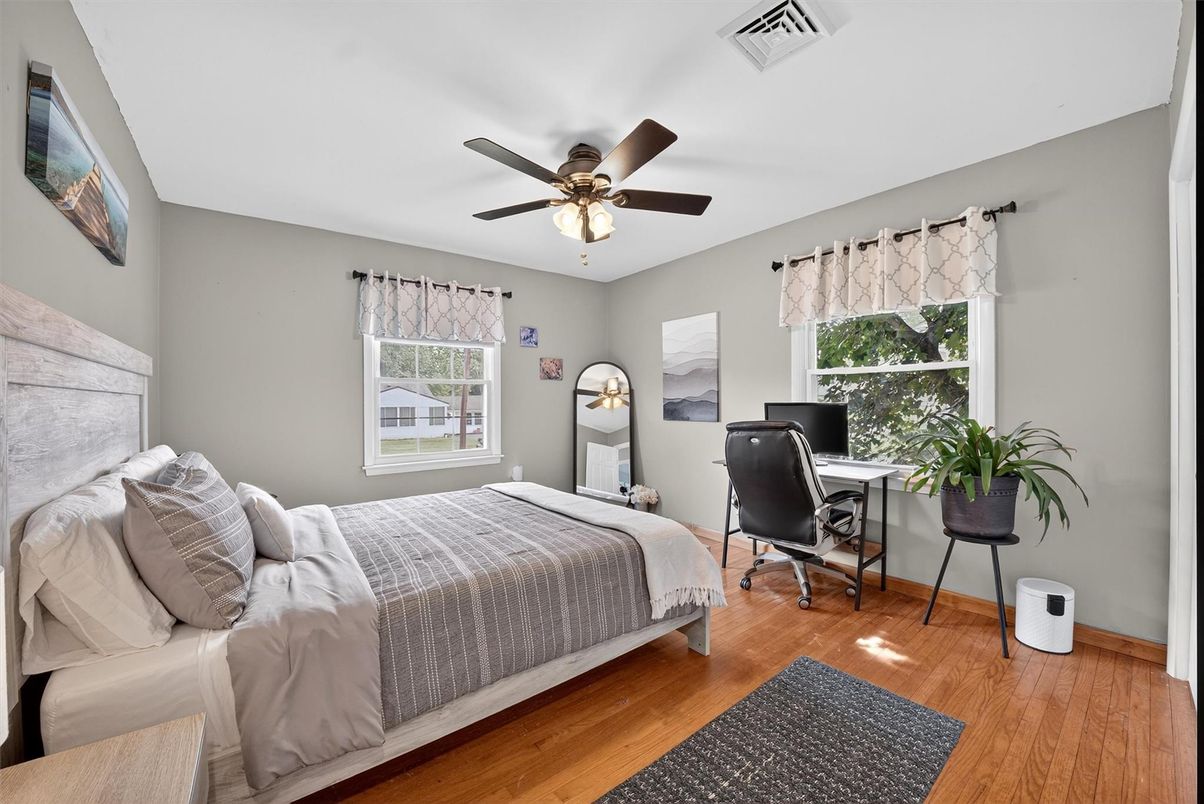 Bedroom, Home Office, Interior, Wood Texture Flooring