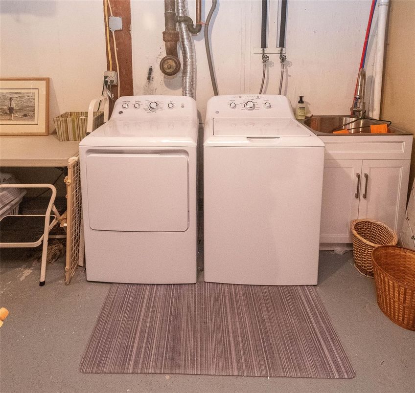 Interior, Utility Closets, Washer