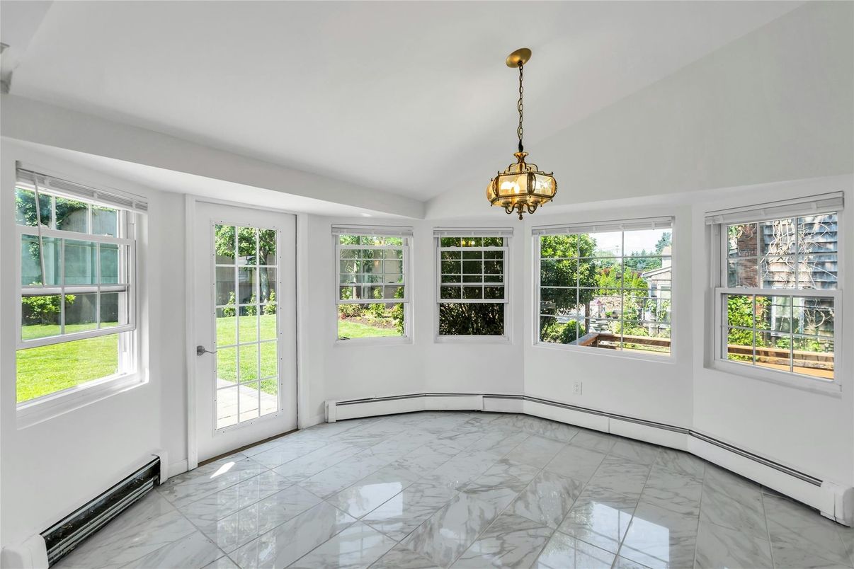 Empty room, Interior, Marble, Pendant Lights