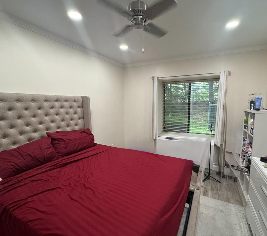 Bedroom, Interior, Recessed Lighting, Wood Texture Flooring