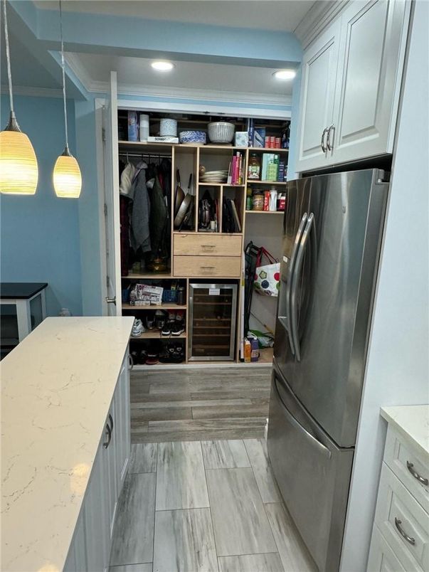 Interior, Kitchen, Pendant Lights, Recessed Lighting, Wood Texture Flooring