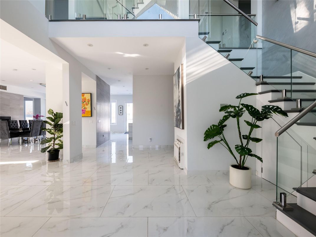 Dining room, Interior, Marble, Recessed Lighting