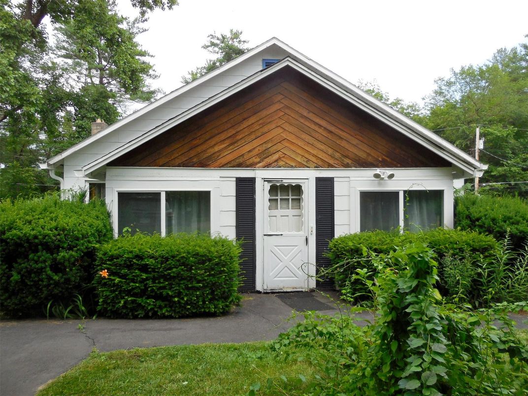 Exterior, Facade, None