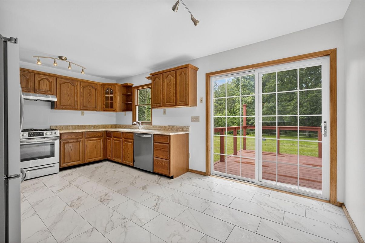Interior, Kitchen, Marble, Stainless Steel Appliances