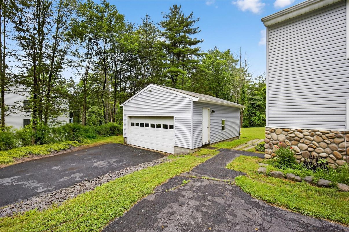 Backyard, Detached Garage, Exterior