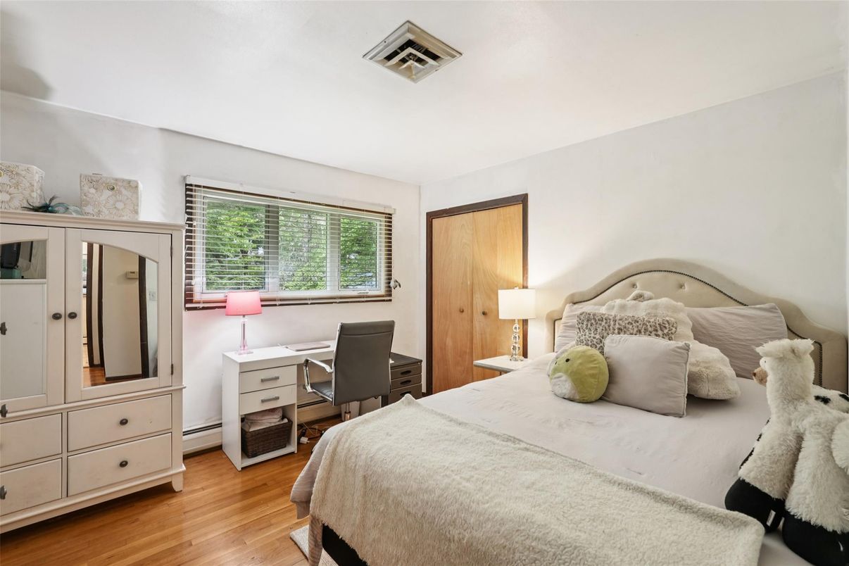 Bedroom, Home Office, Interior, Wood Texture Flooring