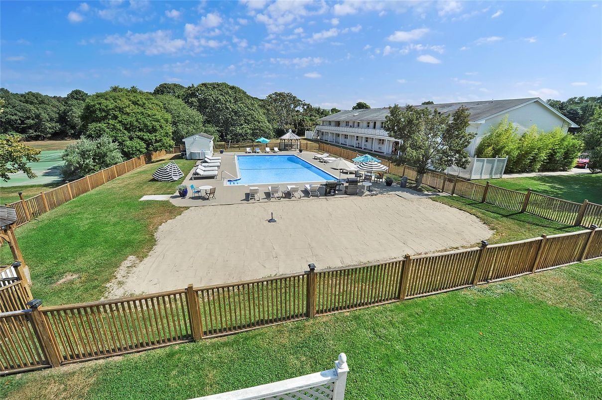 Backyard, Exterior, Pool