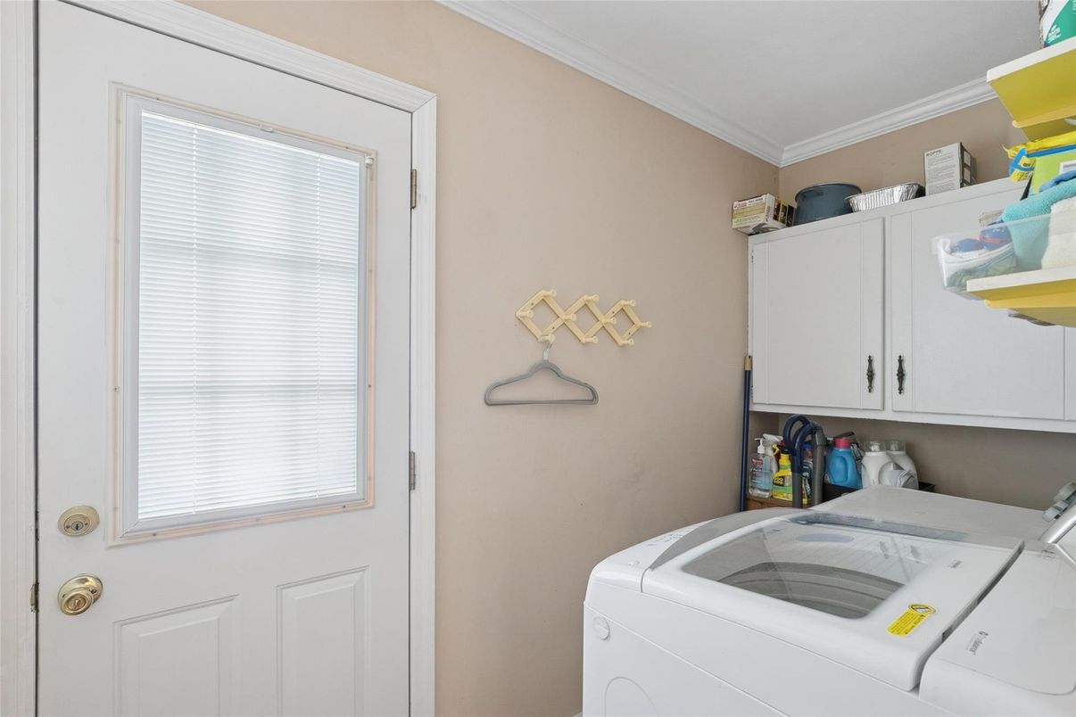 Interior, Washer