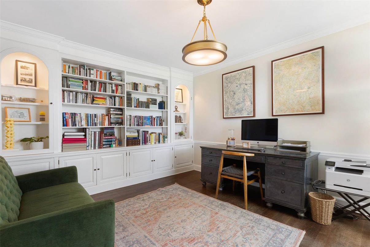 Home Office, Interior, Pendant Lights, Wood Texture Flooring