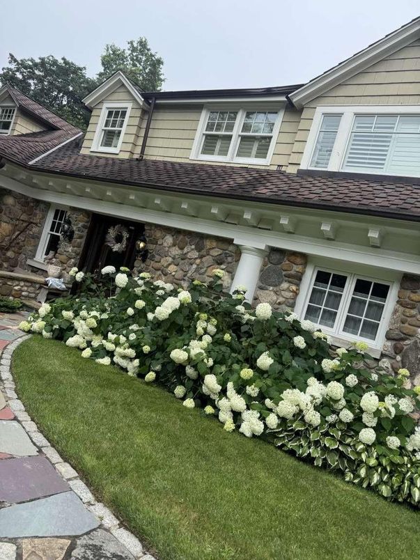 Exterior, Facade, American Craftsman