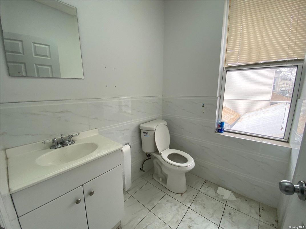Bathroom, Interior, Marble, Marble Walls