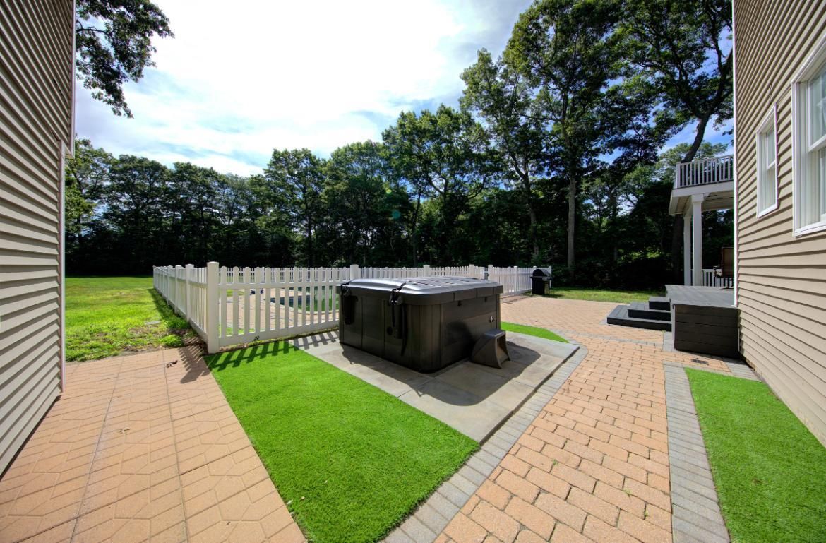 Backyard, Exterior, Hot Tub