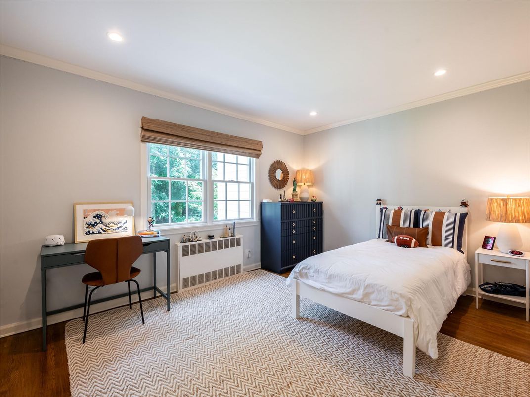 Bedroom, Home Office, Interior, Recessed Lighting, Wood Texture Flooring