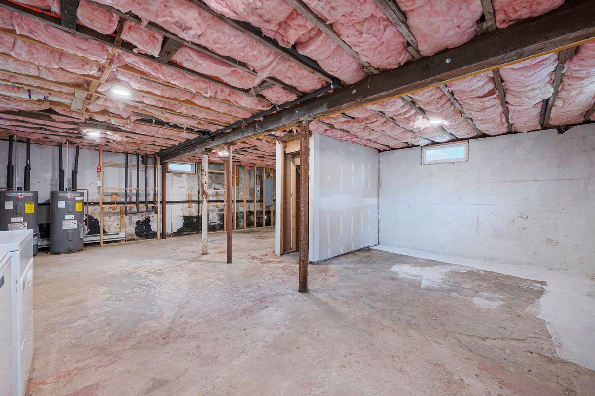 Interior, Wooden Beams