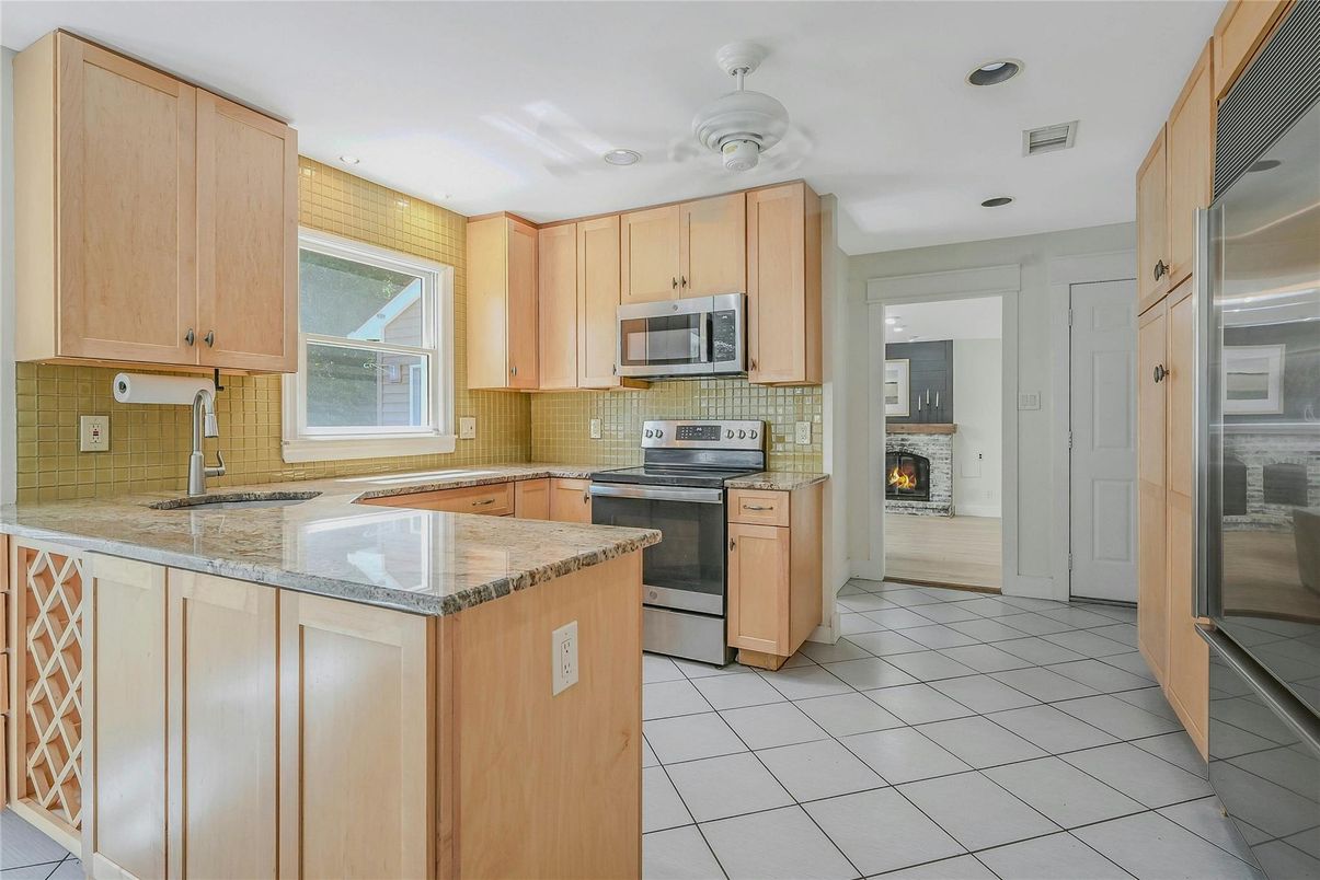 Interior, Kitchen, Recessed Lighting