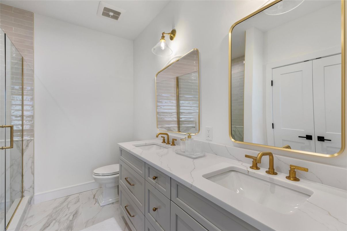 Bathroom, Dual Sink Vanities, Interior, Marble