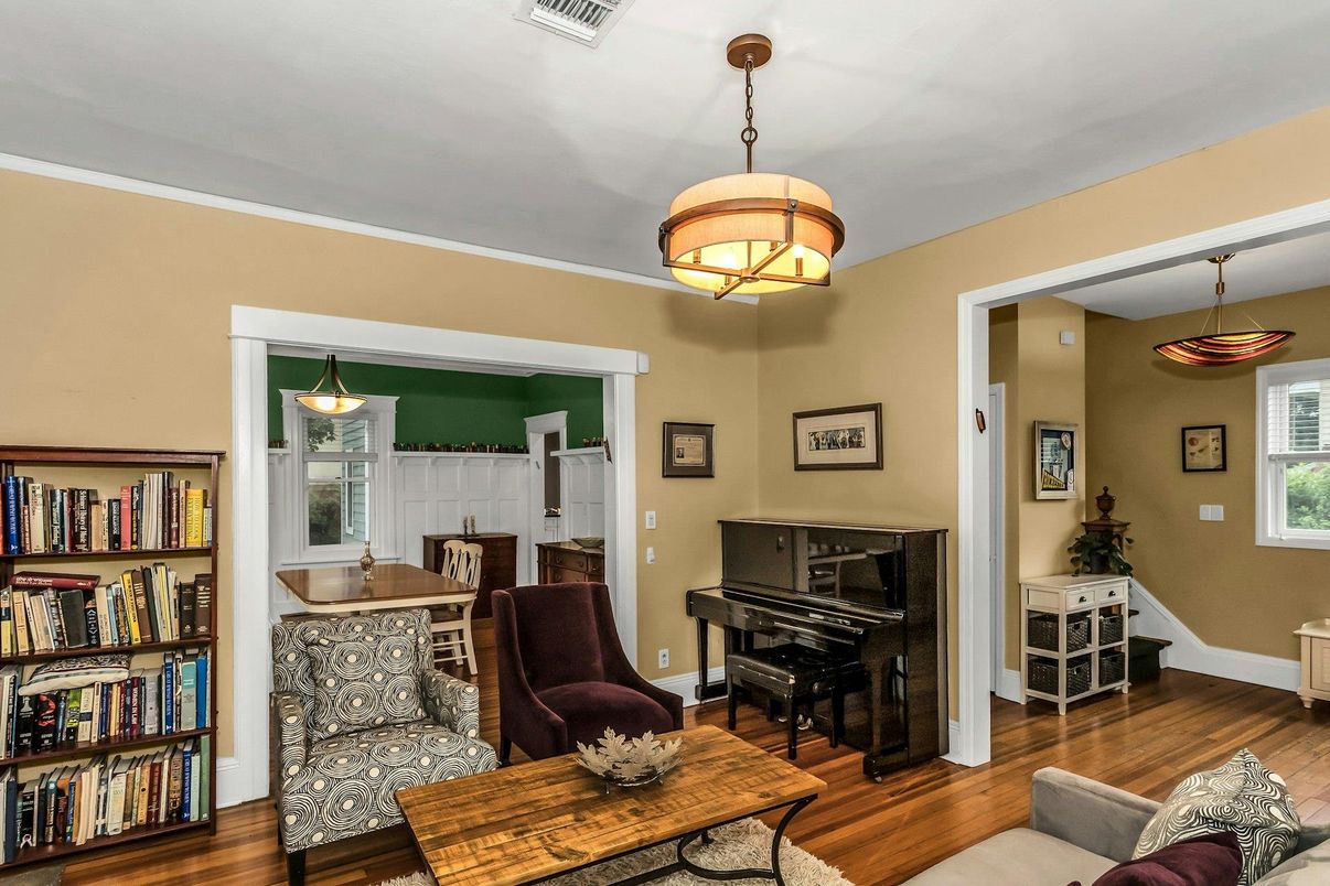 Dining room, Interior, Living room, Pendant Lights, Piano, Wood Texture Flooring
