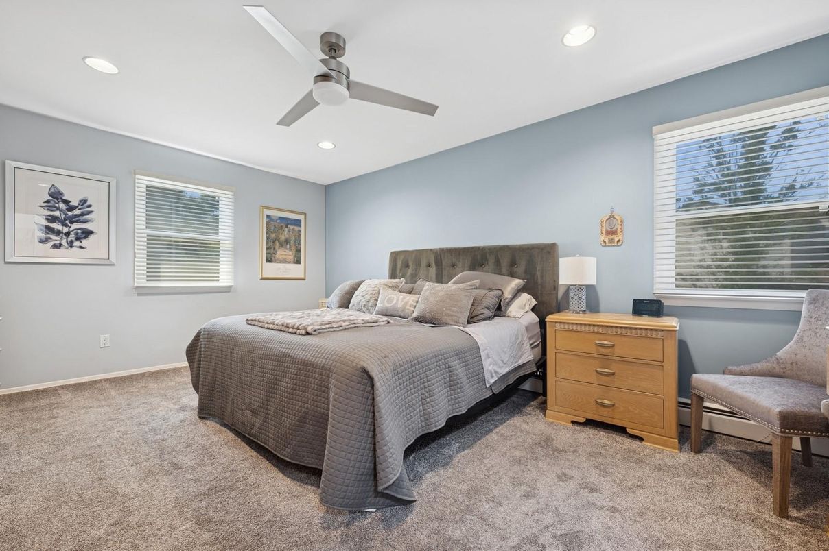 Bedroom, Interior, Recessed Lighting