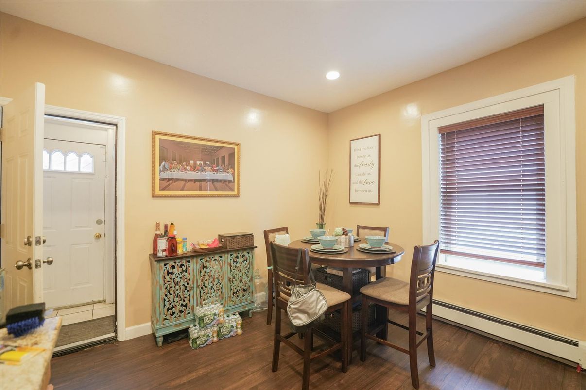 Dining room, Interior, Recessed Lighting, Wood Texture Flooring