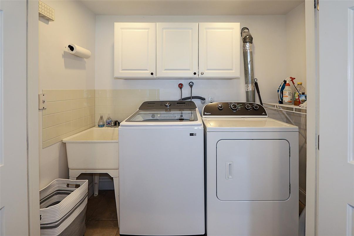 Interior, Utility Closets, Washer