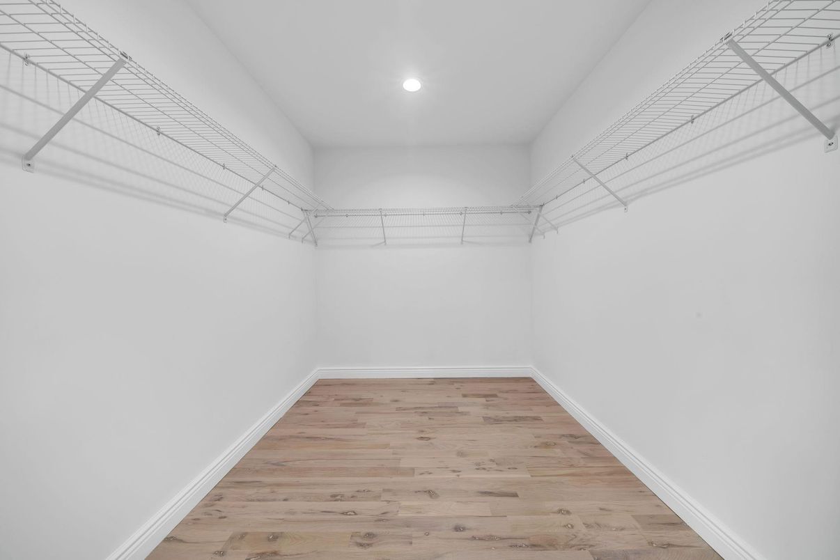 Interior, Recessed Lighting, Walk-in Closets, Wood Texture Flooring