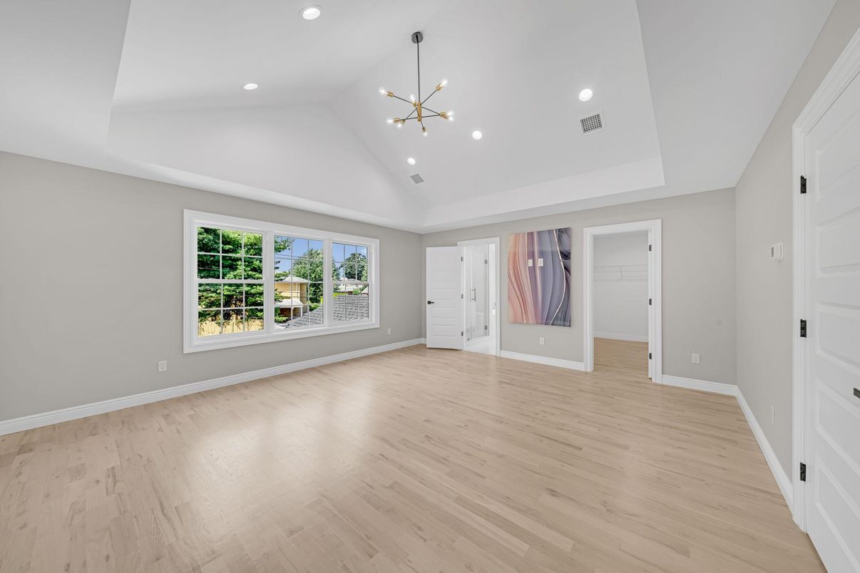Empty room, Interior, Pendant Lights, Recessed Lighting, Wood Texture Flooring