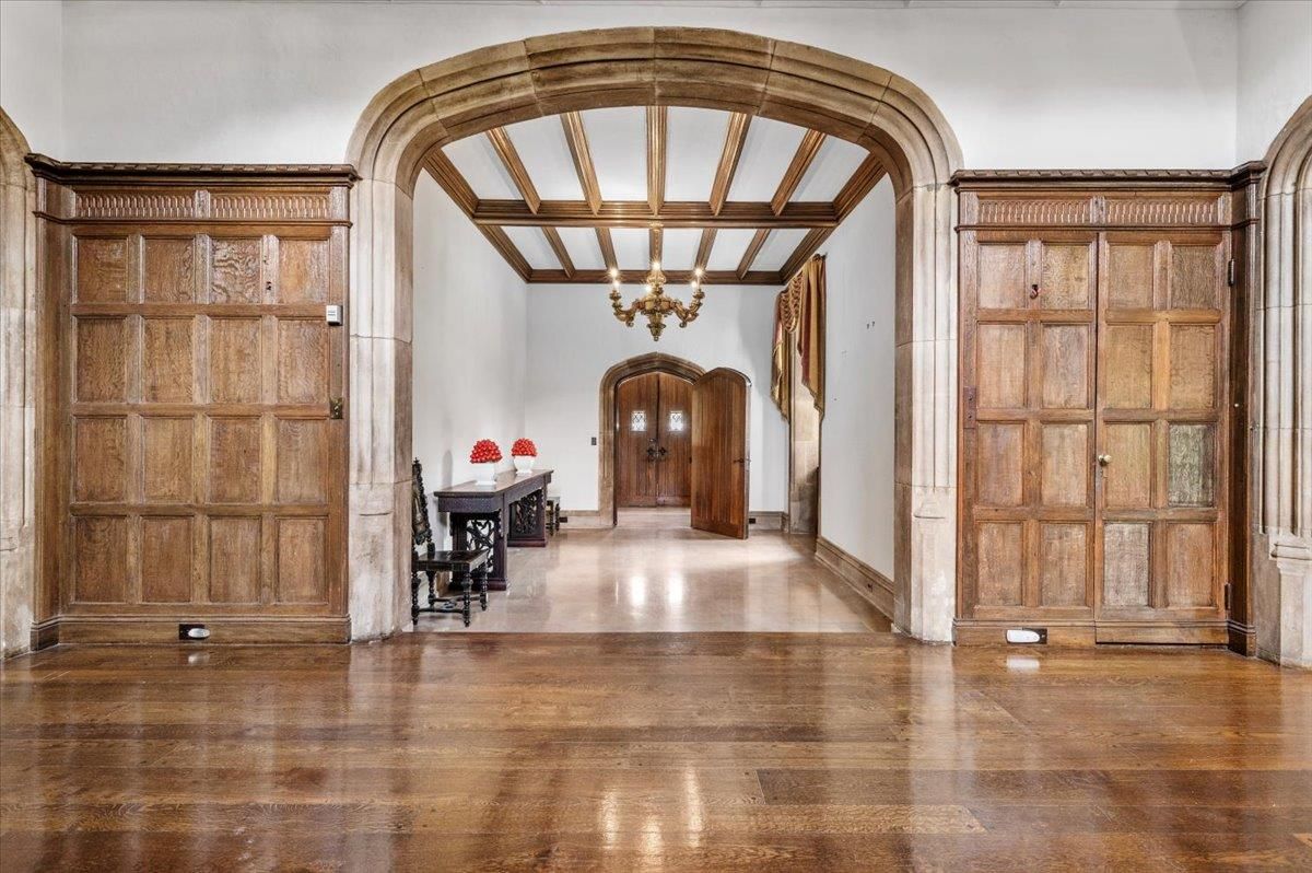 Chandelier, Interior, Wood Texture Flooring