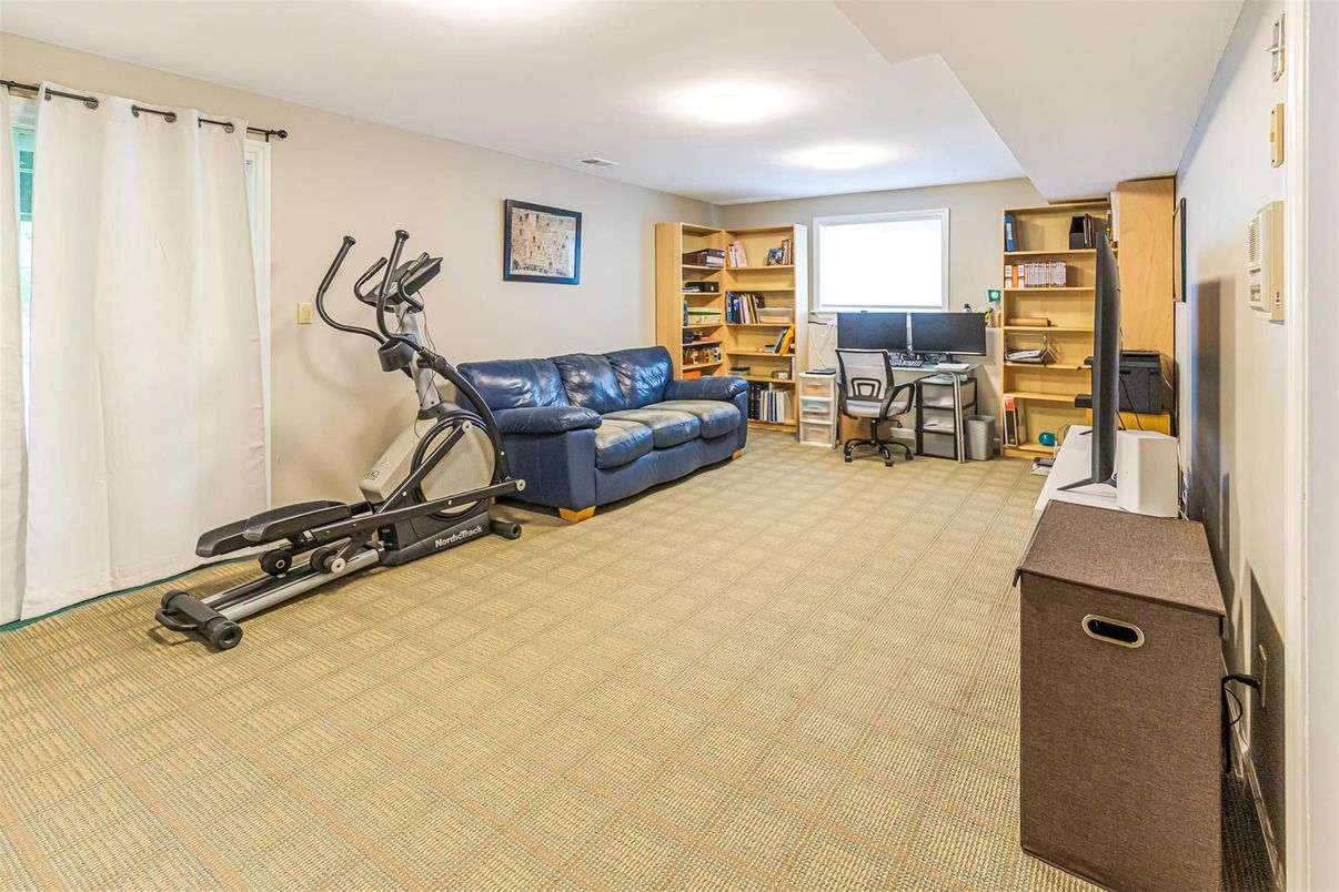 Fitness Equipment, Home Office, Interior, Recessed Lighting