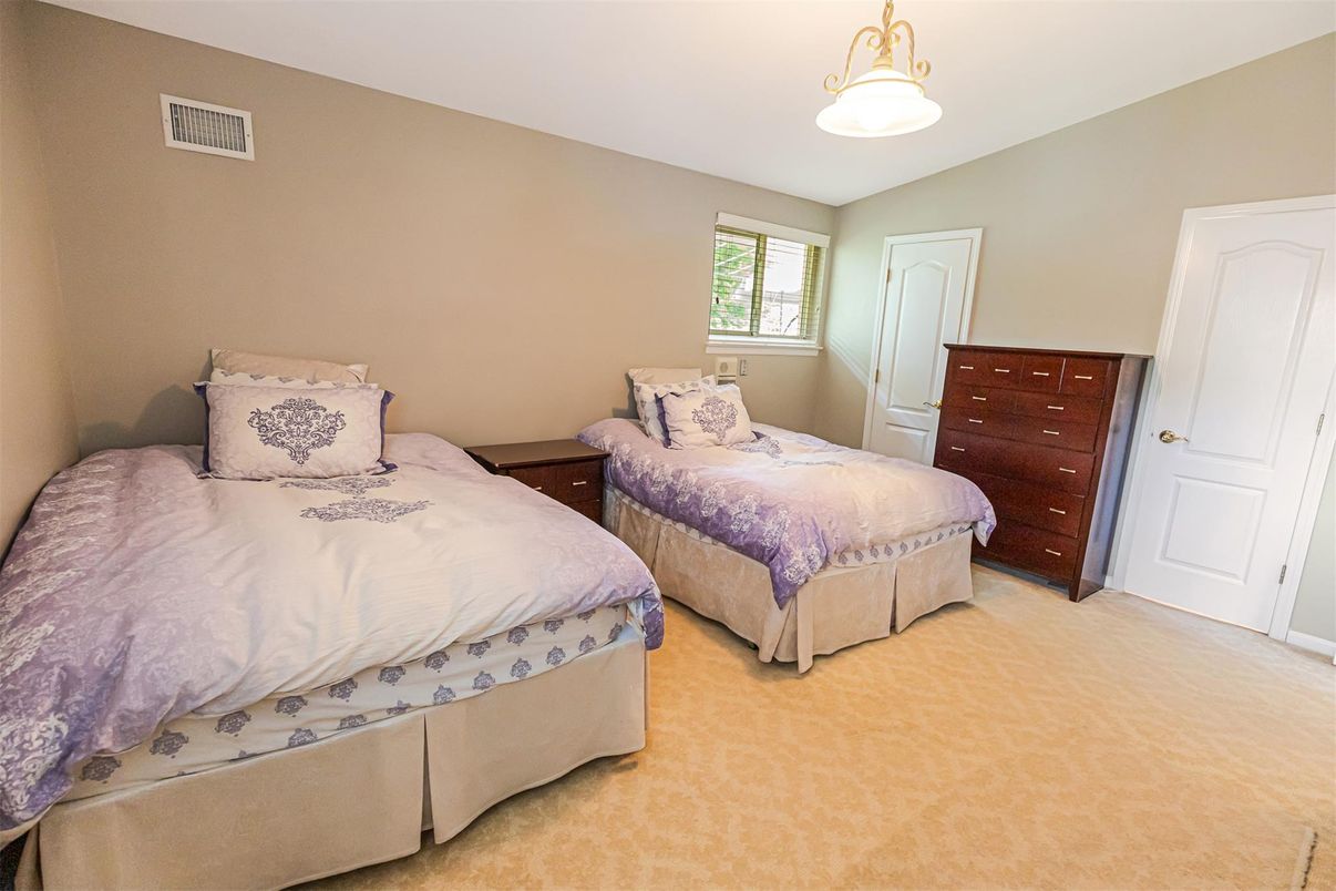 Bedroom, Interior, Pendant Lights
