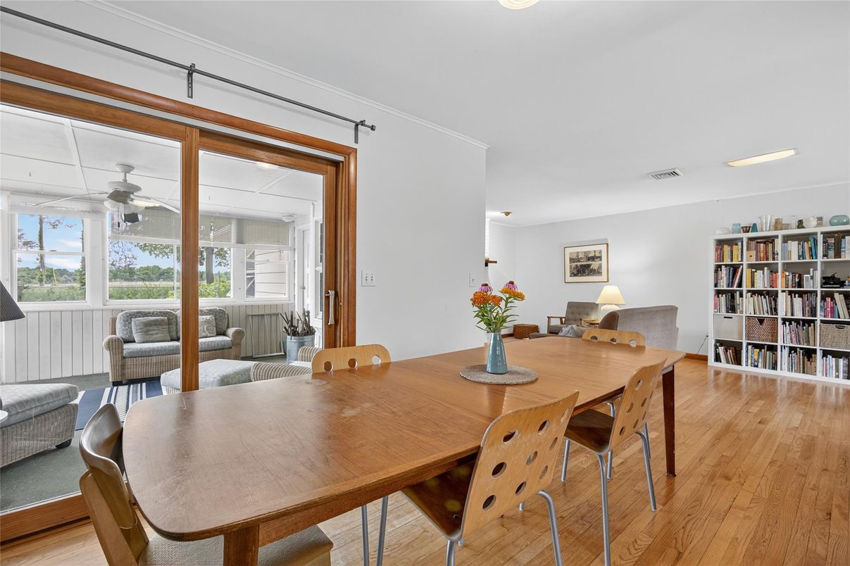 Dining room, Interior, Recessed Lighting, Wood Texture Flooring