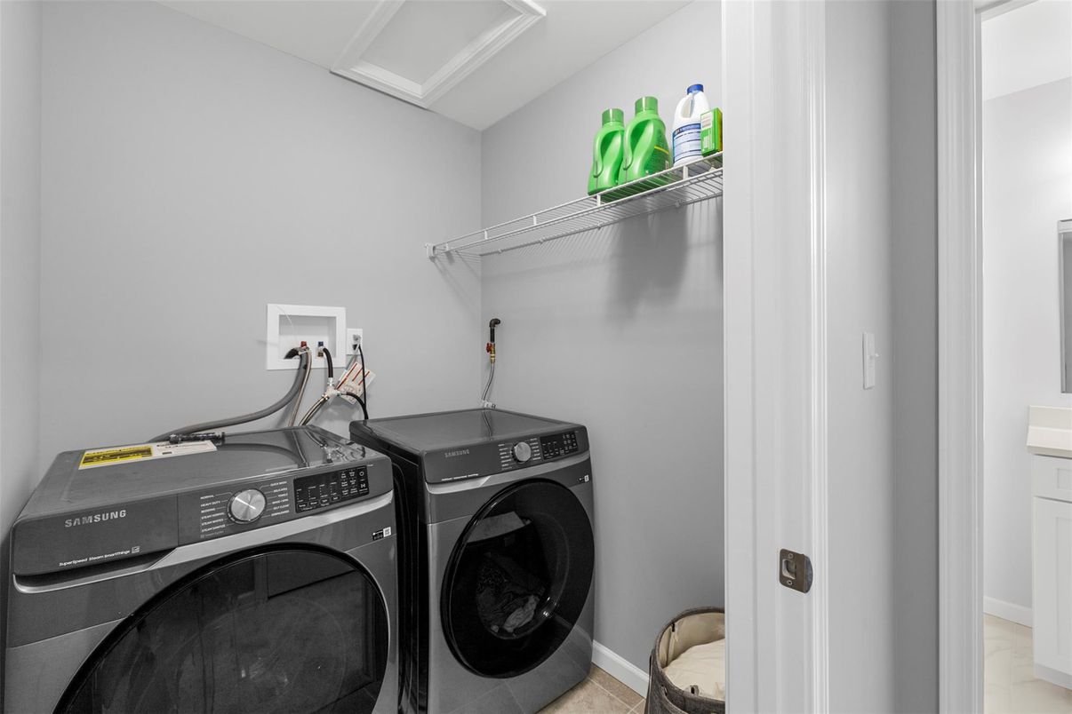 Interior, Washer
