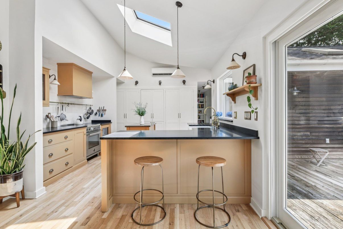Interior, Kitchen, Pendant Lights, Wood Texture Flooring