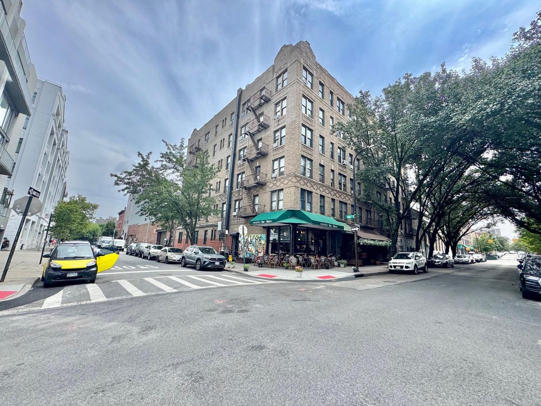 Exterior, Facade, Condo Building