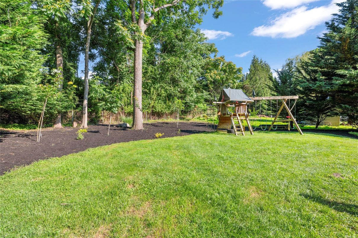 Backyard, Exterior, Playground