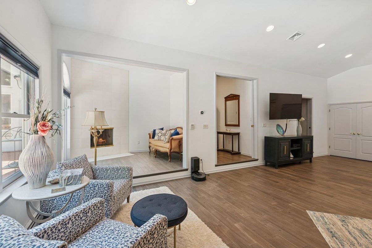Fireplace, Interior, Living room, Recessed Lighting, Wood Texture Flooring