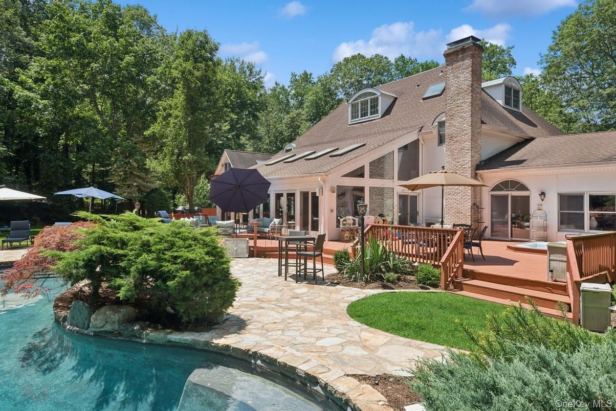 Exterior, Pool, Solar Panels