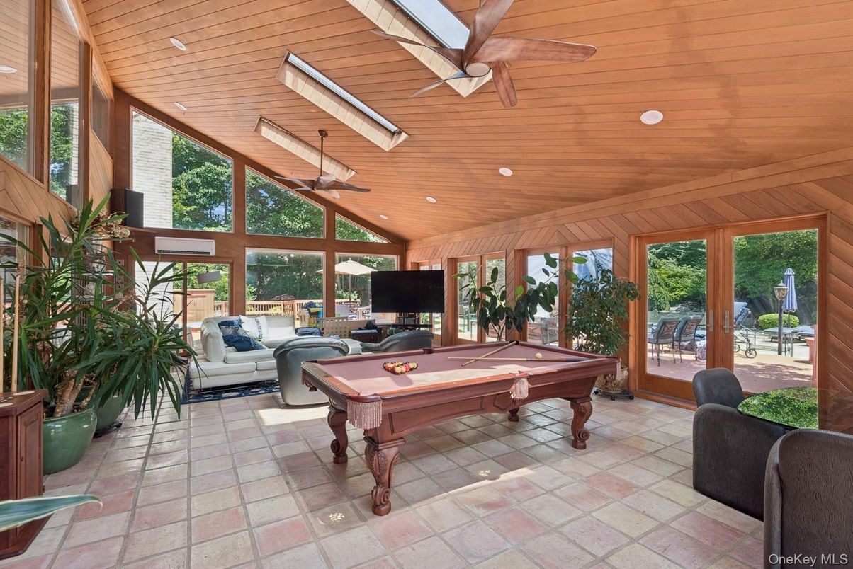 Billiard Table, Game Room, Interior, Living room, Recessed Lighting, Wooden Ceilings