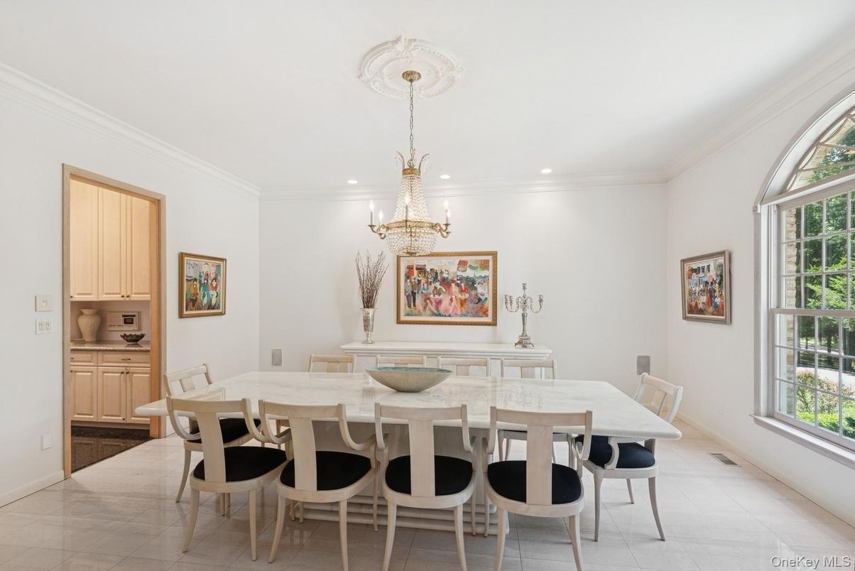 Chandelier, Dining room, Interior, Recessed Lighting