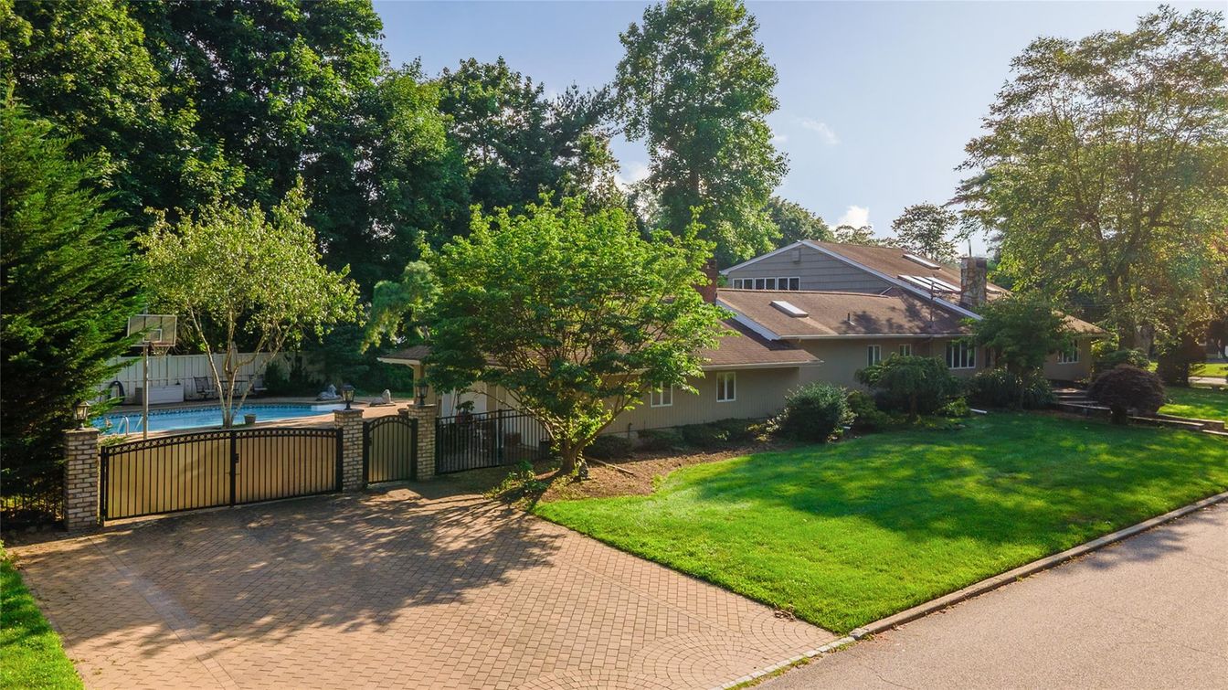Backyard, Exterior, Hot Tub, Pool