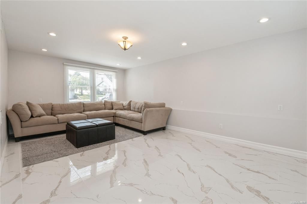 Interior, Living room, Marble, Recessed Lighting