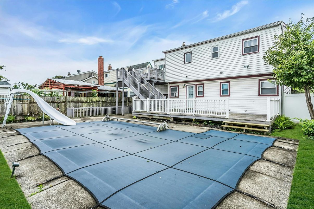 Backyard, Exterior, Playground