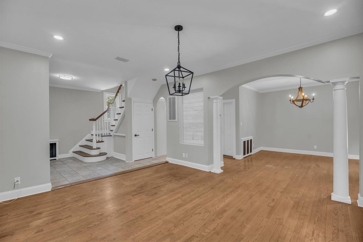Chandelier, Empty room, Interior, Pendant Lights, Recessed Lighting, Wood Texture Flooring