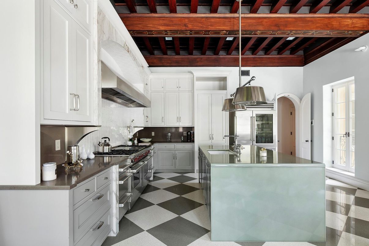 Interior, Kitchen, Pendant Lights, Stainless Steel Appliances, Wooden Beams, Wooden Ceilings