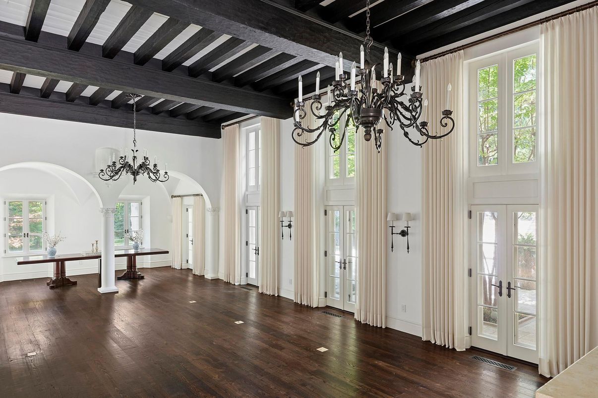 Chandelier, Empty room, Interior, Wooden Beams, Wood Texture Flooring