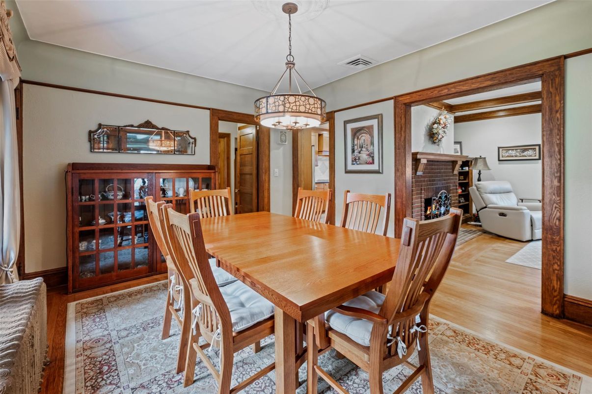 Dining room, Fireplace, Interior, Pendant Lights, Wood Texture Flooring