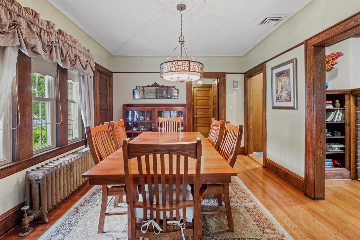 Dining room, Interior, Pendant Lights, Wood Texture Flooring