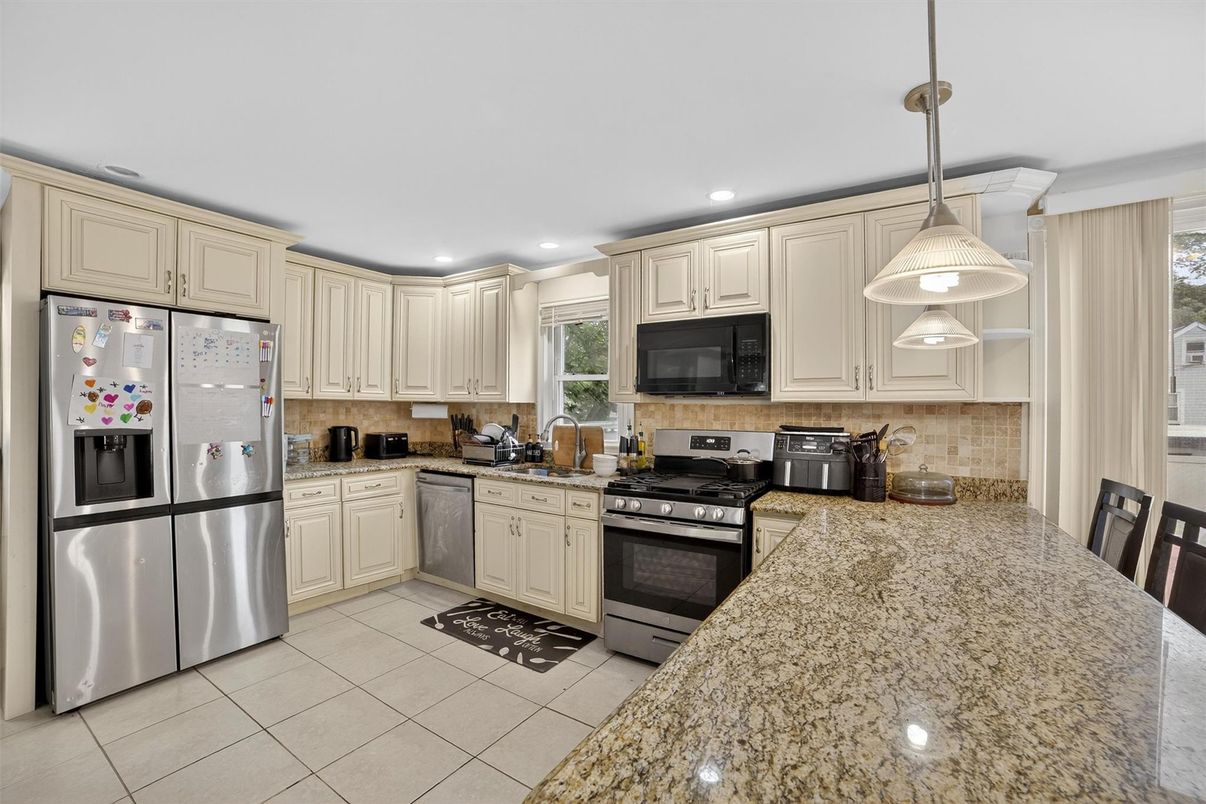Interior, Kitchen, Pendant Lights, Recessed Lighting